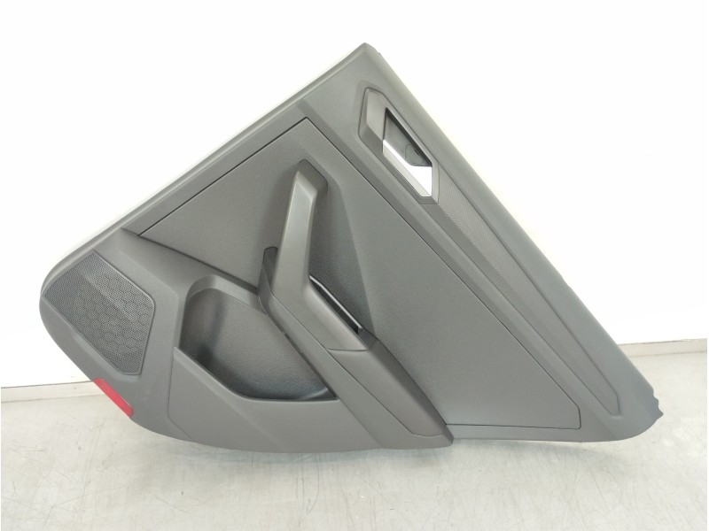 Recambio de guarnecido puerta trasera derecha para volkswagen t-roc advance referencia OEM IAM 2GA867212  
