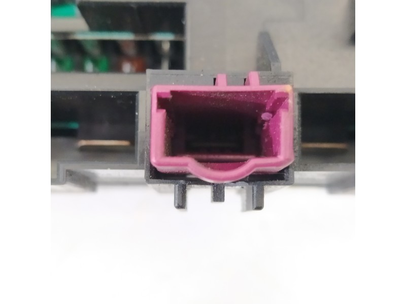 Recambio de caja reles / fusibles para bmw serie 5 touring (f11) 530d xdrive referencia OEM IAM 61149252815 9252815 