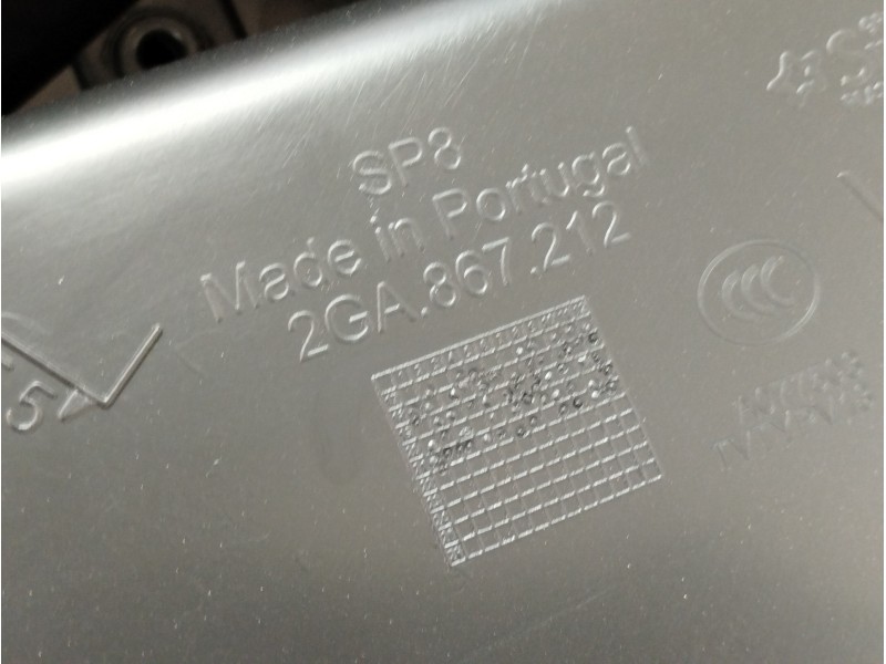 Recambio de guarnecido puerta trasera derecha para volkswagen t-roc advance referencia OEM IAM 2GA867212  