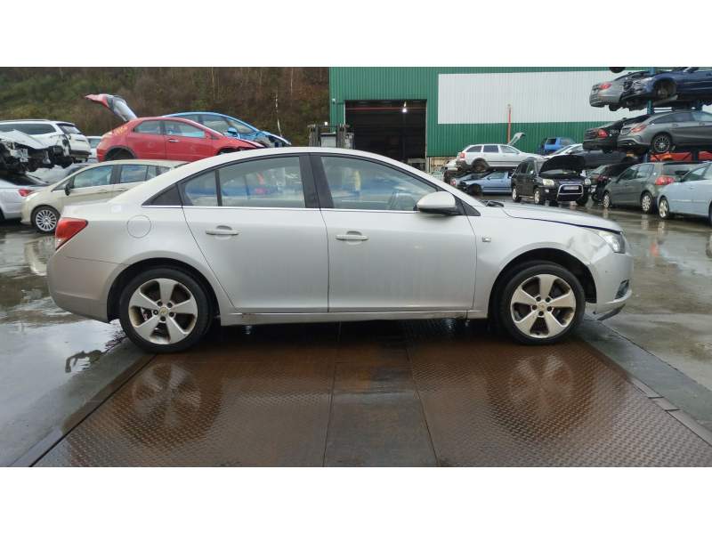 chevrolet cruze (j300) del año 2010
