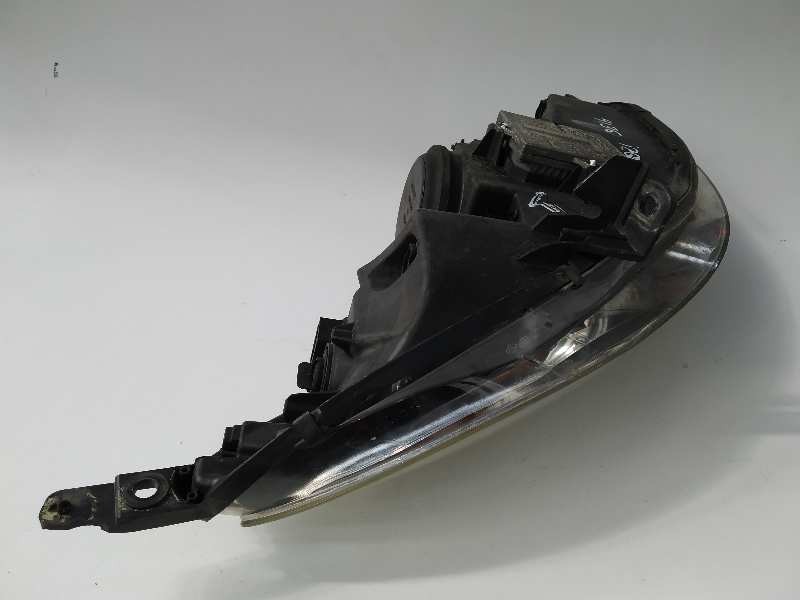 Recambio de faro izquierdo para peugeot 407 st confort pack referencia OEM IAM   