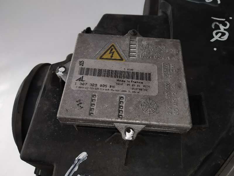 Recambio de faro izquierdo para peugeot 407 st confort pack referencia OEM IAM   
