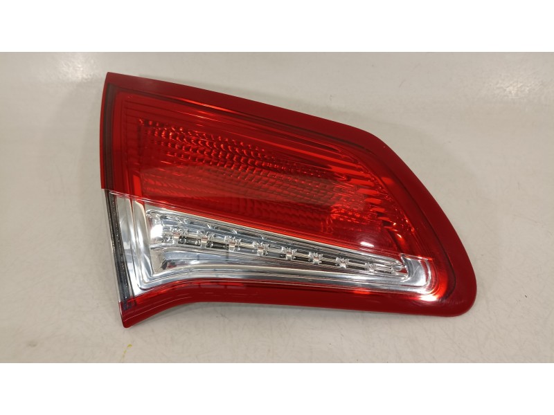 Recambio de piloto trasero izquierdo en porton para citroën c4 lim. collection referencia OEM IAM 9672155880  