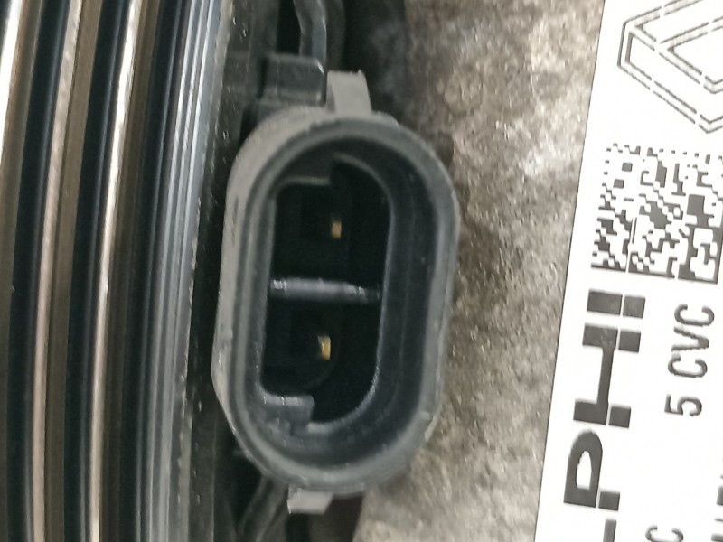 Recambio de compresor aire acondicionado para renault megane ii berlina 5p confort dynamique referencia OEM IAM 8200678499  