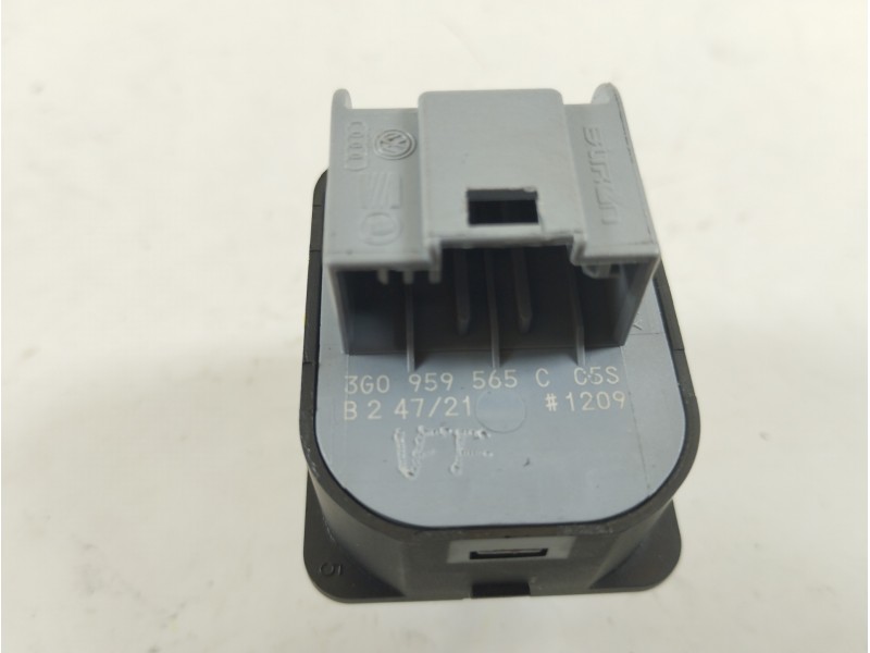 Recambio de mando retrovisor para volkswagen t-roc advance referencia OEM IAM 3G0959565C  