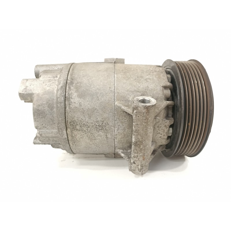 Recambio de compresor aire acondicionado para renault megane ii berlina 5p confort dynamique referencia OEM IAM 8200678499  