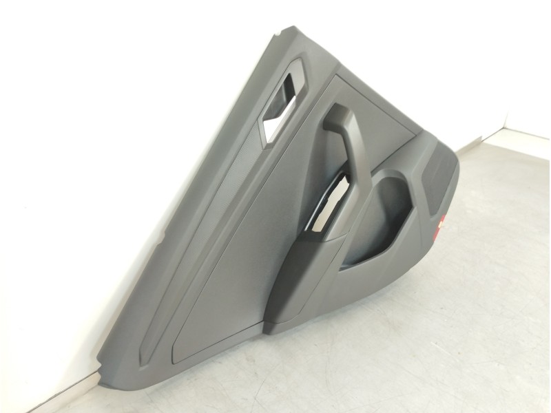 Recambio de guarnecido puerta trasera izquierda para volkswagen t-roc advance referencia OEM IAM 2GA867211  