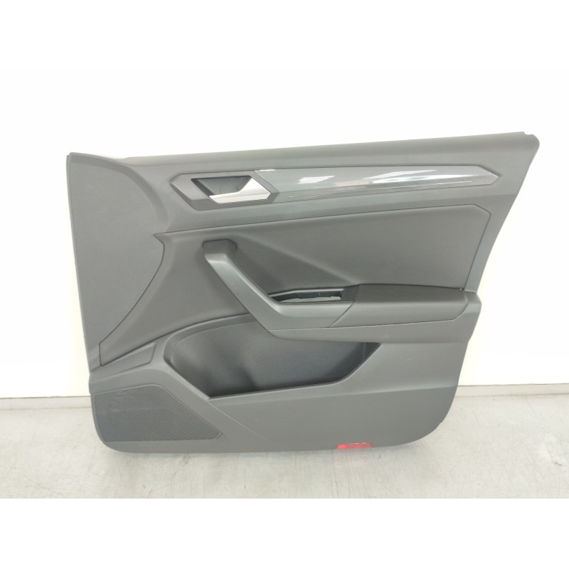 Recambio de guarnecido puerta delantera derecha para volkswagen t-roc advance referencia OEM IAM 2GA867012  