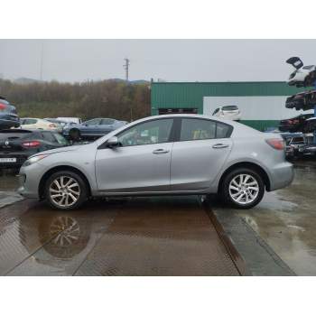 MAZDA 3 Sedán (BL) de desguace