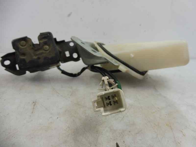 Recambio de cerradura maletero / porton para toyota land cruiser (j15) basis referencia OEM IAM   