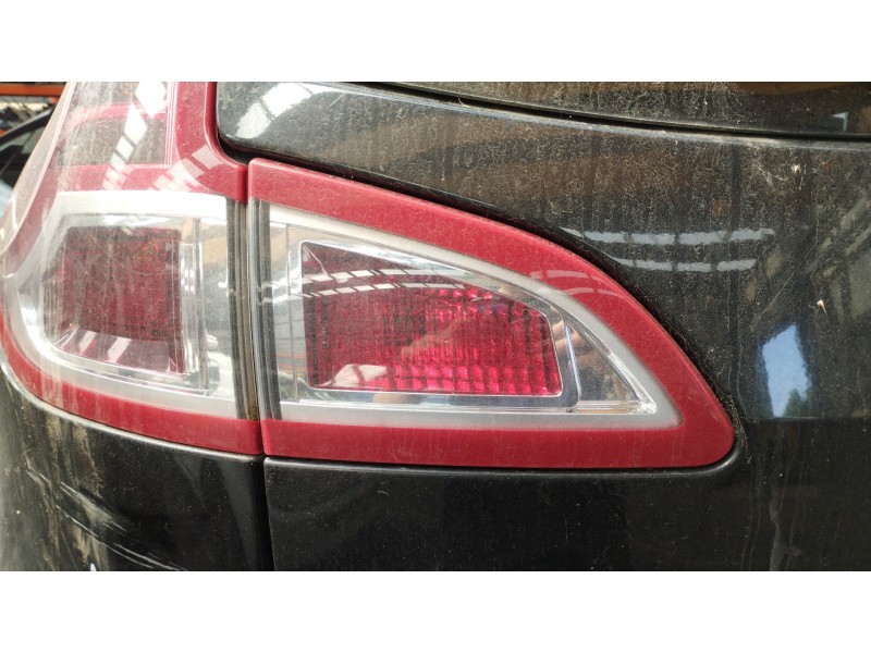 Recambio de piloto trasero izquierdo para renault scenic iii emotion referencia OEM IAM 265550018R  