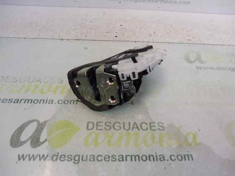 Recambio de cerradura puerta trasera izquierda para toyota yaris live referencia OEM IAM U2014120F1 60407 