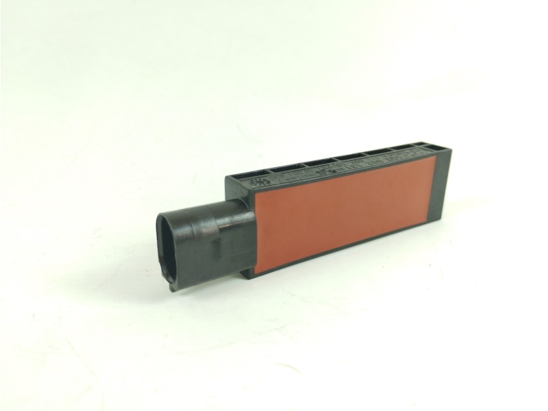 Recambio de antena para volkswagen t-roc advance referencia OEM IAM 5Q0962131 5FA17166910 