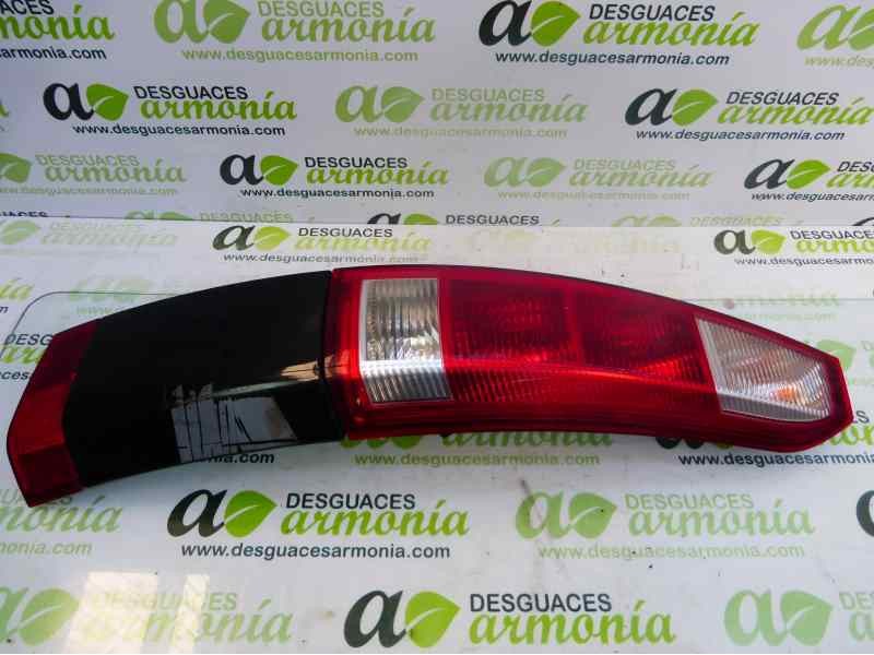 Recambio de piloto trasero derecho para opel meriva cosmo referencia OEM IAM 13203392  