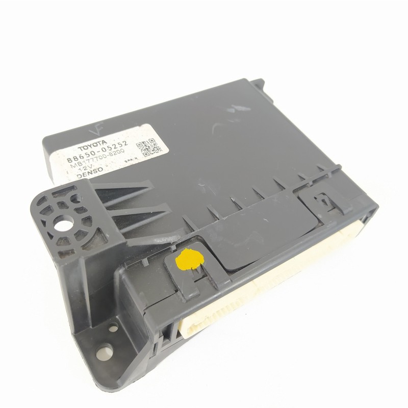 Recambio de modulo electronico para toyota avensis (t27) advance referencia OEM IAM 8865005252 MB1777008200 1777008200