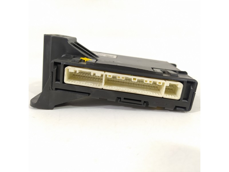 Recambio de modulo electronico para toyota avensis (t27) advance referencia OEM IAM 8865005252 MB1777008200 1777008200