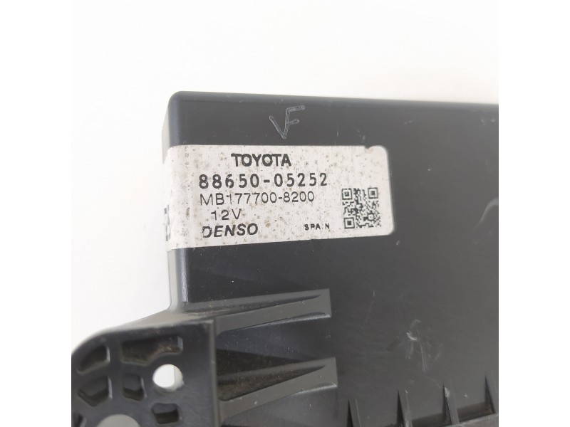 Recambio de modulo electronico para toyota avensis (t27) advance referencia OEM IAM 8865005252 MB1777008200 1777008200