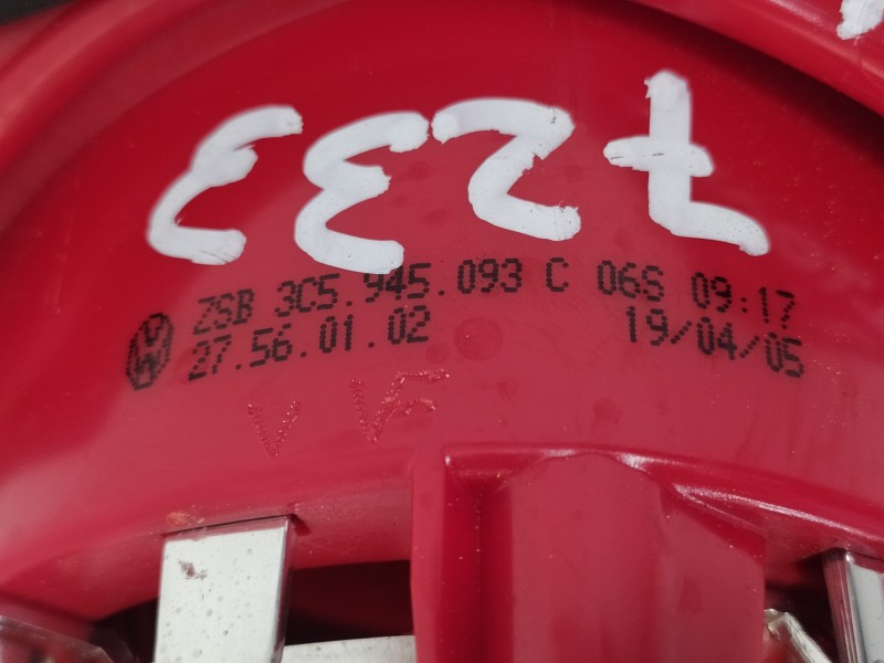 Recambio de piloto trasero izquierdo en porton para volkswagen passat berlina (3c2) advance referencia OEM IAM 3C5945093C  