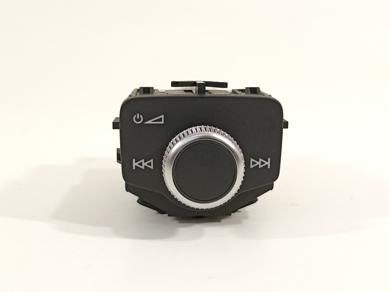 Recambio de mando multifuncion para audi a1 sportback (gba) 25 tfsi básico referencia OEM IAM 82B919600A  