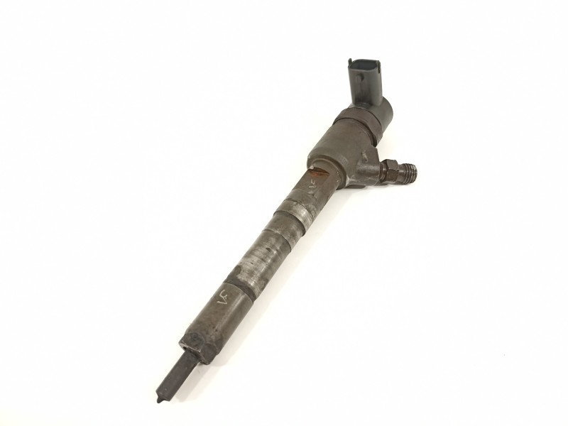 Recambio de inyector para opel corsa d cmon referencia OEM IAM 0445110183  