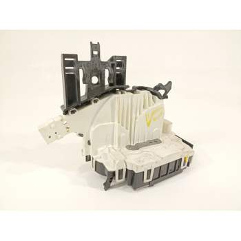 CERRADURA PUERTA TRASERA IZQUIERDA A2047302735 