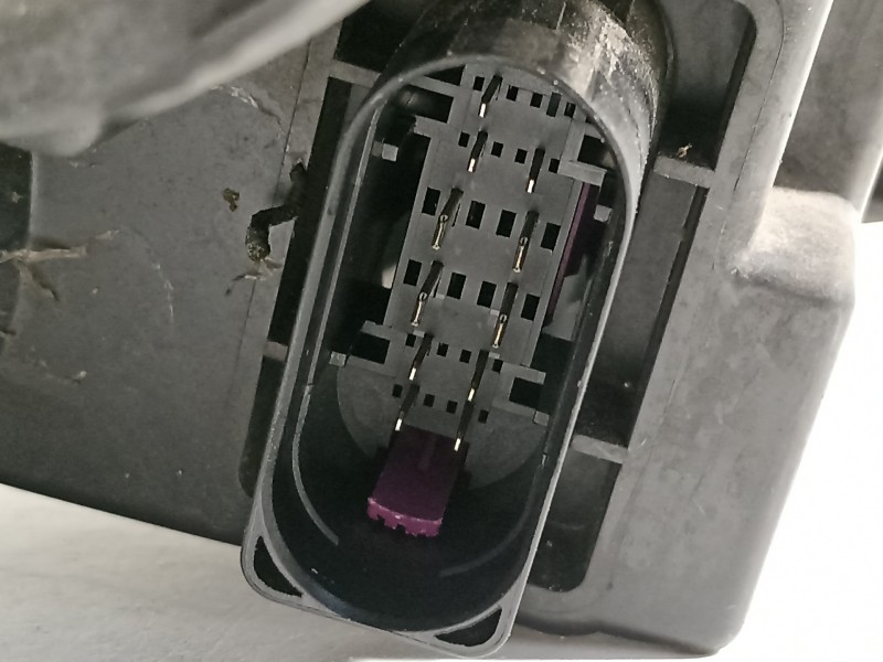 Recambio de faro izquierdo para volkswagen golf v berlina (1k1) gti referencia OEM IAM 1K6941031  