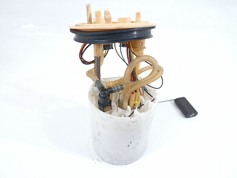 Recambio de bomba combustible para audi a3 (8v) ambiente referencia OEM IAM 5Q0919050P  