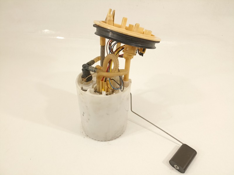 Recambio de bomba combustible para audi a3 (8v) ambiente referencia OEM IAM 5Q0919050P  