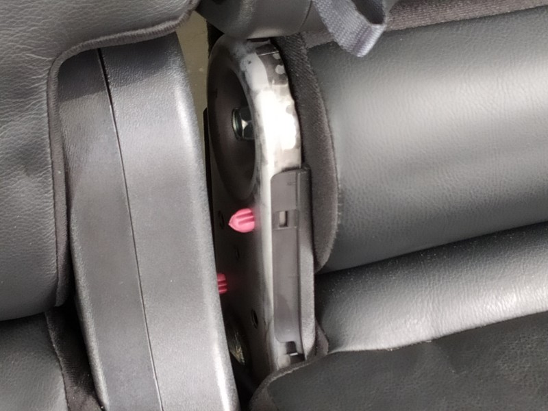Recambio de asientos traseros para nissan x-trail (t32) connect referencia OEM IAM   