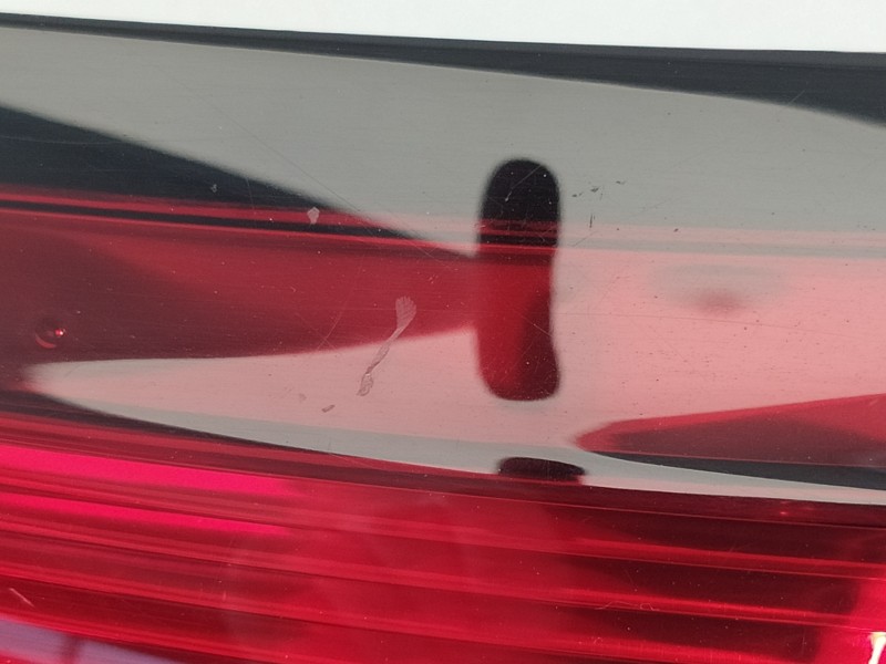 Recambio de piloto trasero derecho para citroën c4 lim. feel referencia OEM IAM 9808624780 195802 