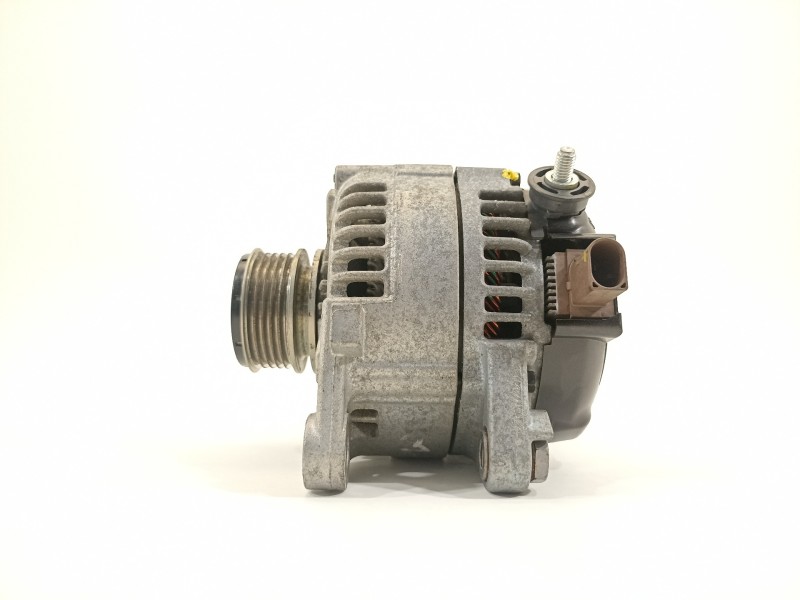 Recambio de alternador para hyundai i30 (pd) essence referencia OEM IAM 373002A700  
