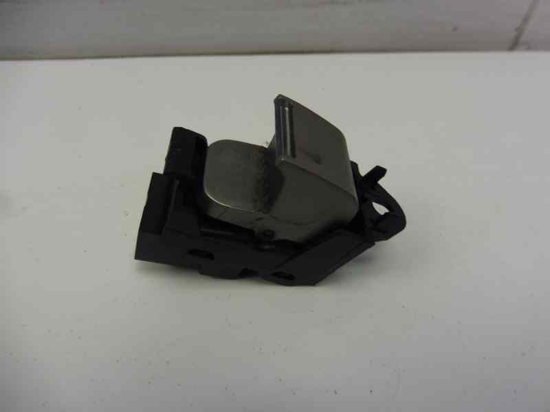 Recambio de mando elevalunas trasero derecho para jaguar xf 3.0 v6 diesel luxury referencia OEM IAM 8X2314717AB 03450900 