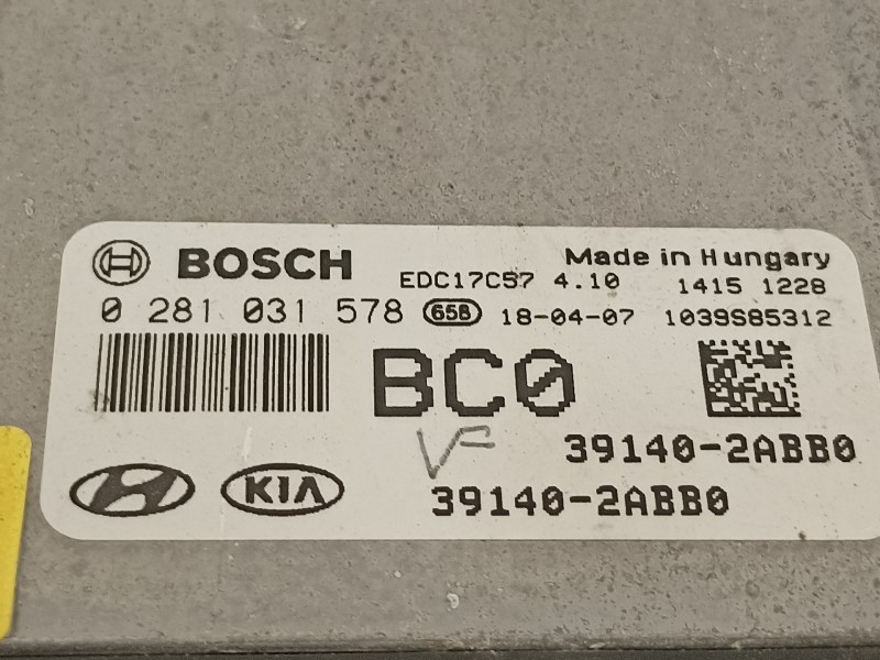 Recambio de centralita motor uce para hyundai i30 (pd) essence referencia OEM IAM 391402ABB0  