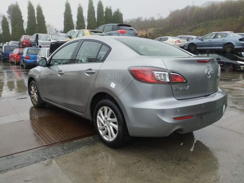 mazda 3 sedán (bl) del año 2012
