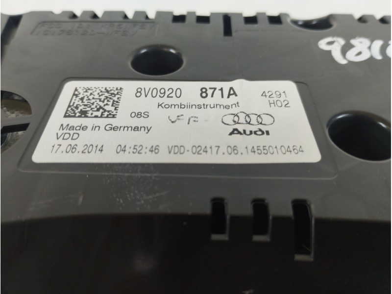 Recambio de cuadro instrumentos para audi a3 (8v) ambiente referencia OEM IAM 8V0920871A A2C90492600 