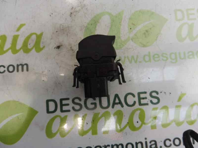 Recambio de mando elevalunas delantero izquierdo para renault master kasten l2h2 hka 3,5t referencia OEM IAM 8200108269  