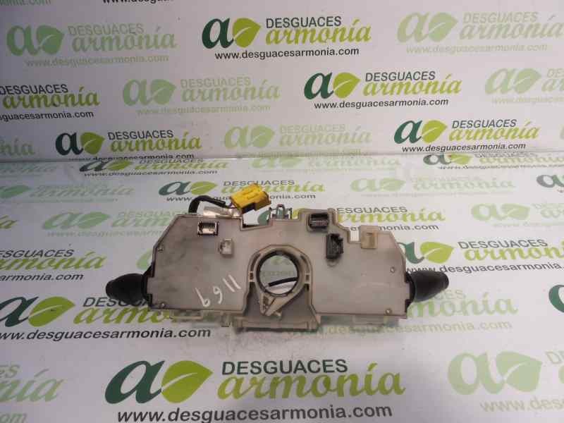 Recambio de mando luces para renault master kasten l2h2 hka 3,5t referencia OEM IAM 681720005R  