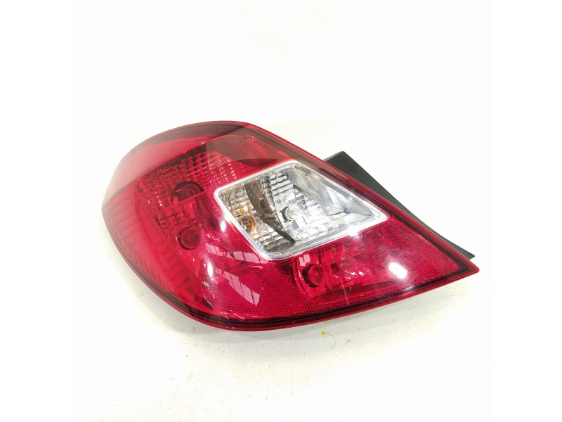 Recambio de piloto trasero izquierdo para opel corsa d selective referencia OEM IAM 13269050  