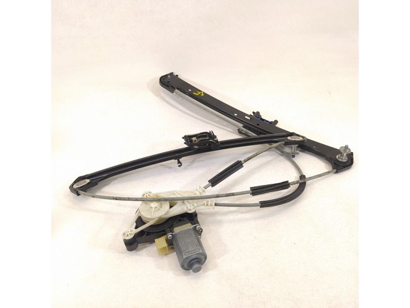 Recambio de elevalunas delantero derecho para audi a3 (8v) ambiente referencia OEM IAM 8V3837462A 5Q0959801B 0130822717