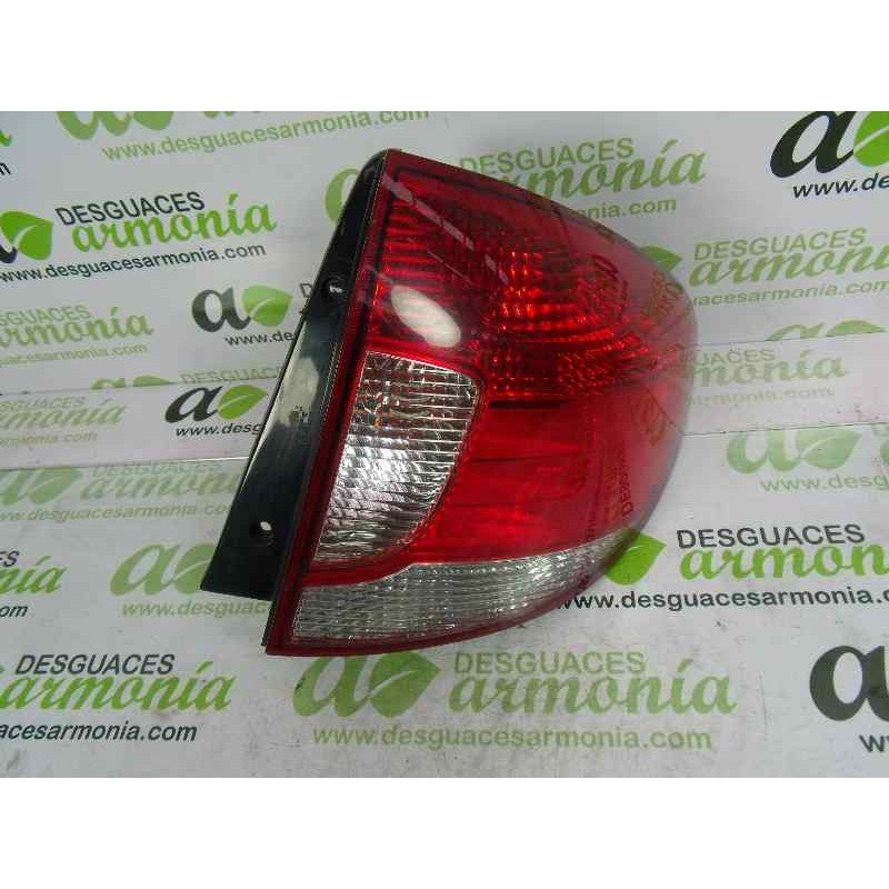 Recambio de piloto trasero derecho para kia rio ipanema berlina referencia OEM IAM 92402FD070  