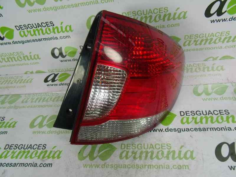 Recambio de piloto trasero derecho para kia rio ipanema berlina referencia OEM IAM 92402FD070  