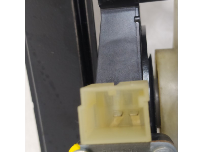 Recambio de elevalunas delantero derecho para audi a3 (8v) ambiente referencia OEM IAM 8V3837462A 5Q0959801B 0130822717