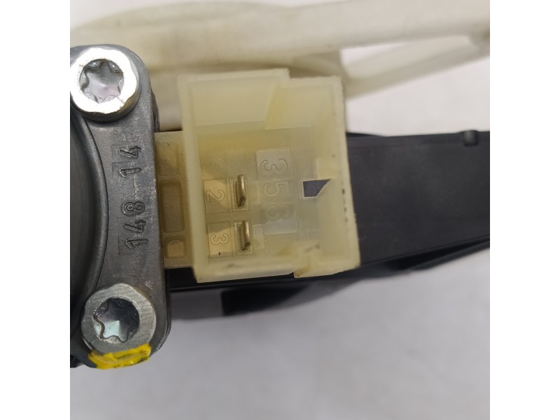 Recambio de elevalunas delantero izquierdo para audi a3 (8v) ambiente referencia OEM IAM 8V3837461A 5Q0959802B 0130822716