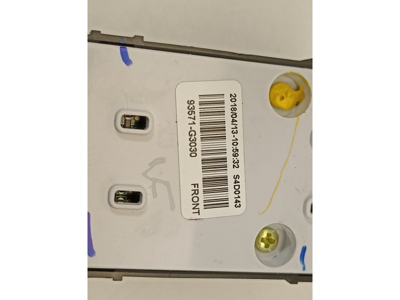 Recambio de mando elevalunas delantero izquierdo para hyundai i30 (pd) essence referencia OEM IAM 93571G3030  