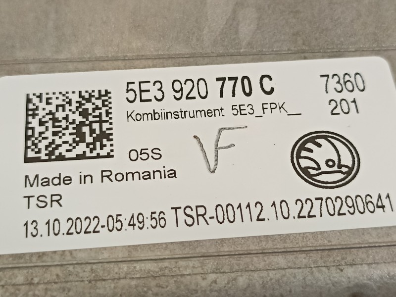 Recambio de cuadro instrumentos para skoda octavia combi (5e5) ambition referencia OEM IAM 5E3920770C  