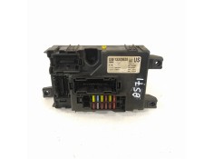 Recambio de caja reles / fusibles para opel corsa d selective referencia OEM IAM 13320628  