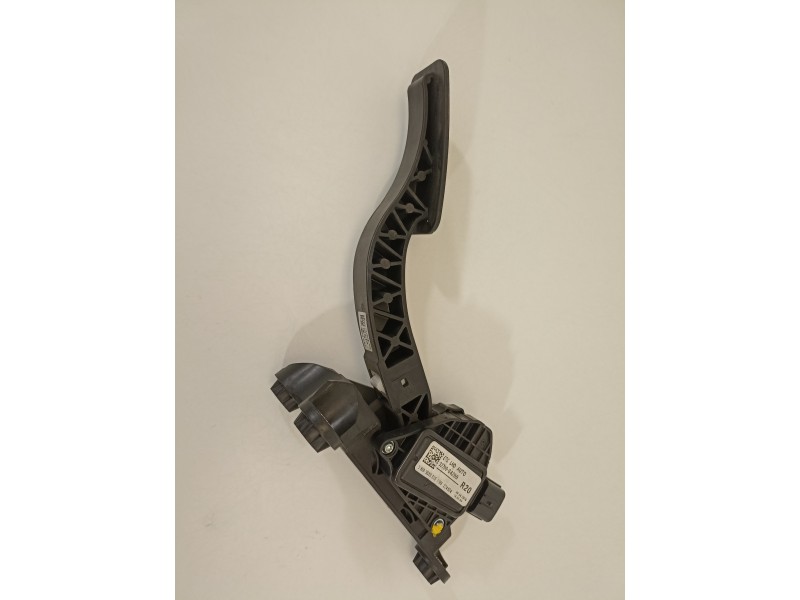 Recambio de potenciometro pedal para hyundai i30 (pd) essence referencia OEM IAM 32700G4200  