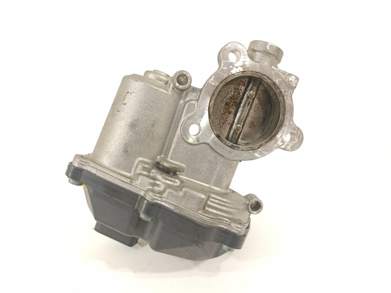 Recambio de caja mariposa para audi a3 (8v) ambiente referencia OEM IAM 04L131501C  