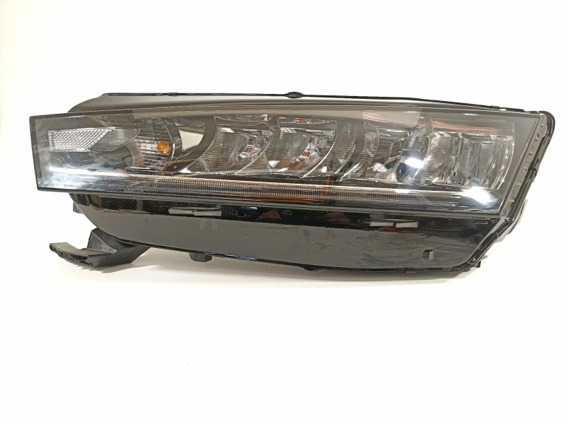 Recambio de faro izquierdo para skoda octavia combi (5e5) ambition referencia OEM IAM 5E4941015  