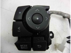 Recambio de mando volante para toyota auris hybrid advance referencia OEM IAM    2